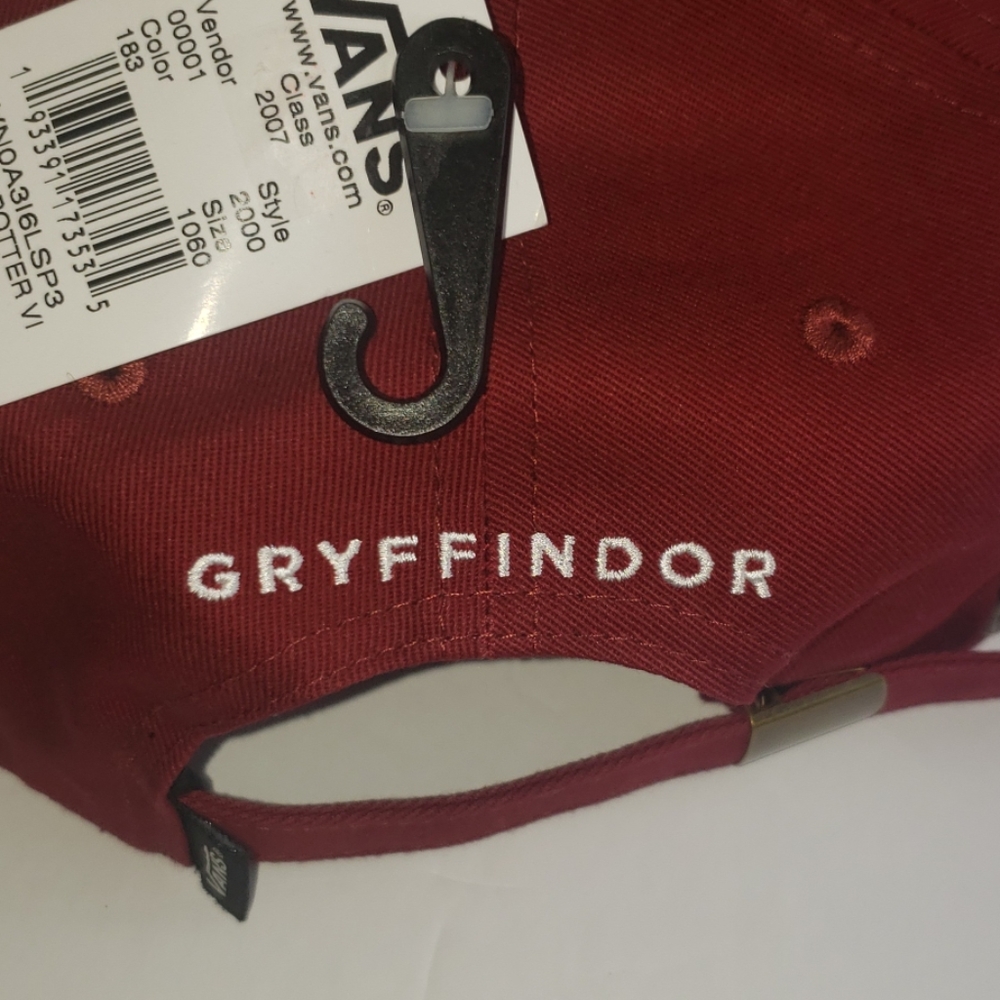 ⚡Vans Harry Potter Gryffindor Hat⚡ - Picture 5 of 5